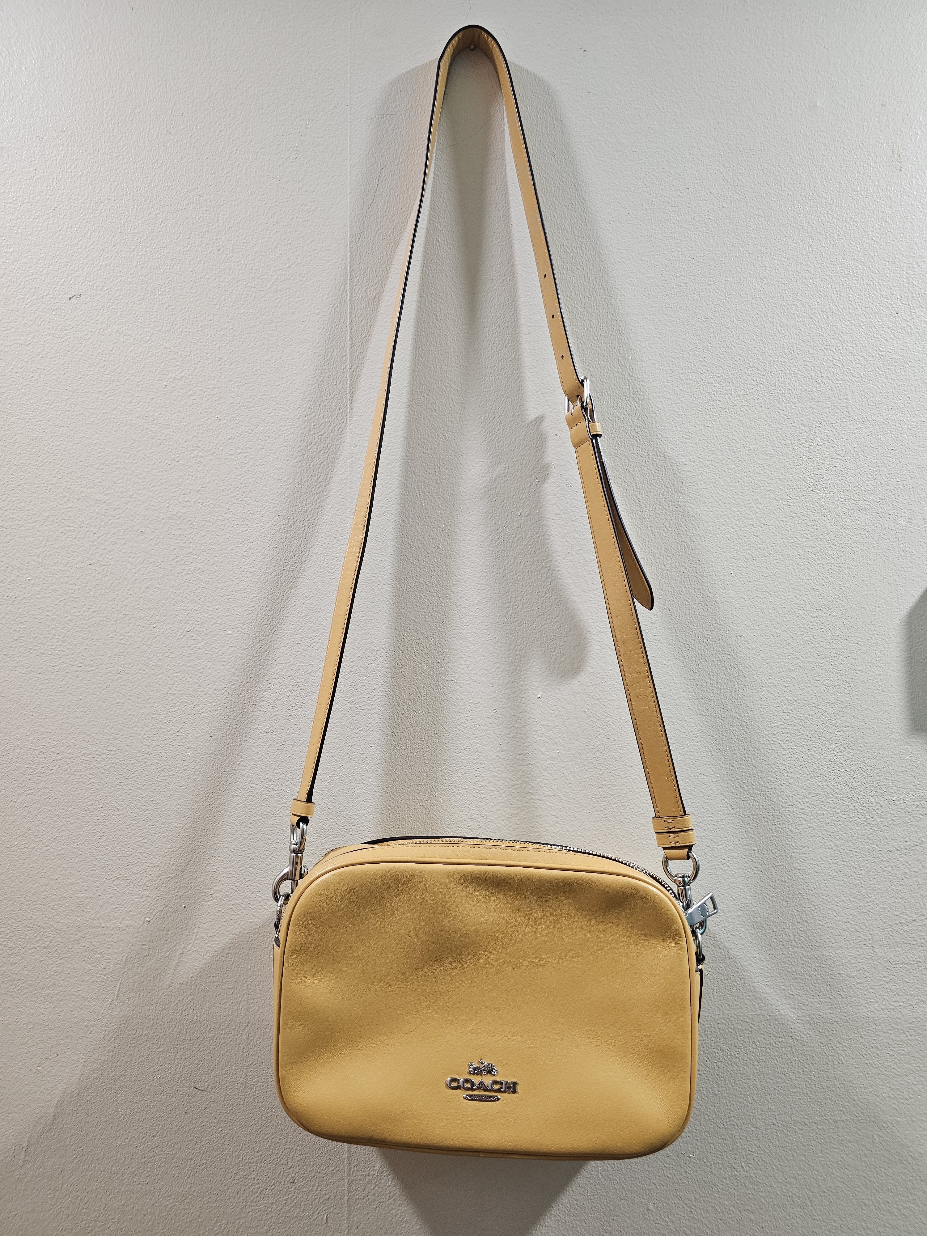 Coach Leather Crossbody Bag In Mustard